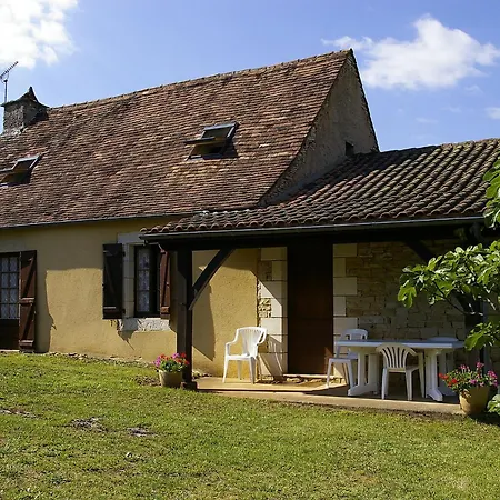 Le Champ Du By Interhome *